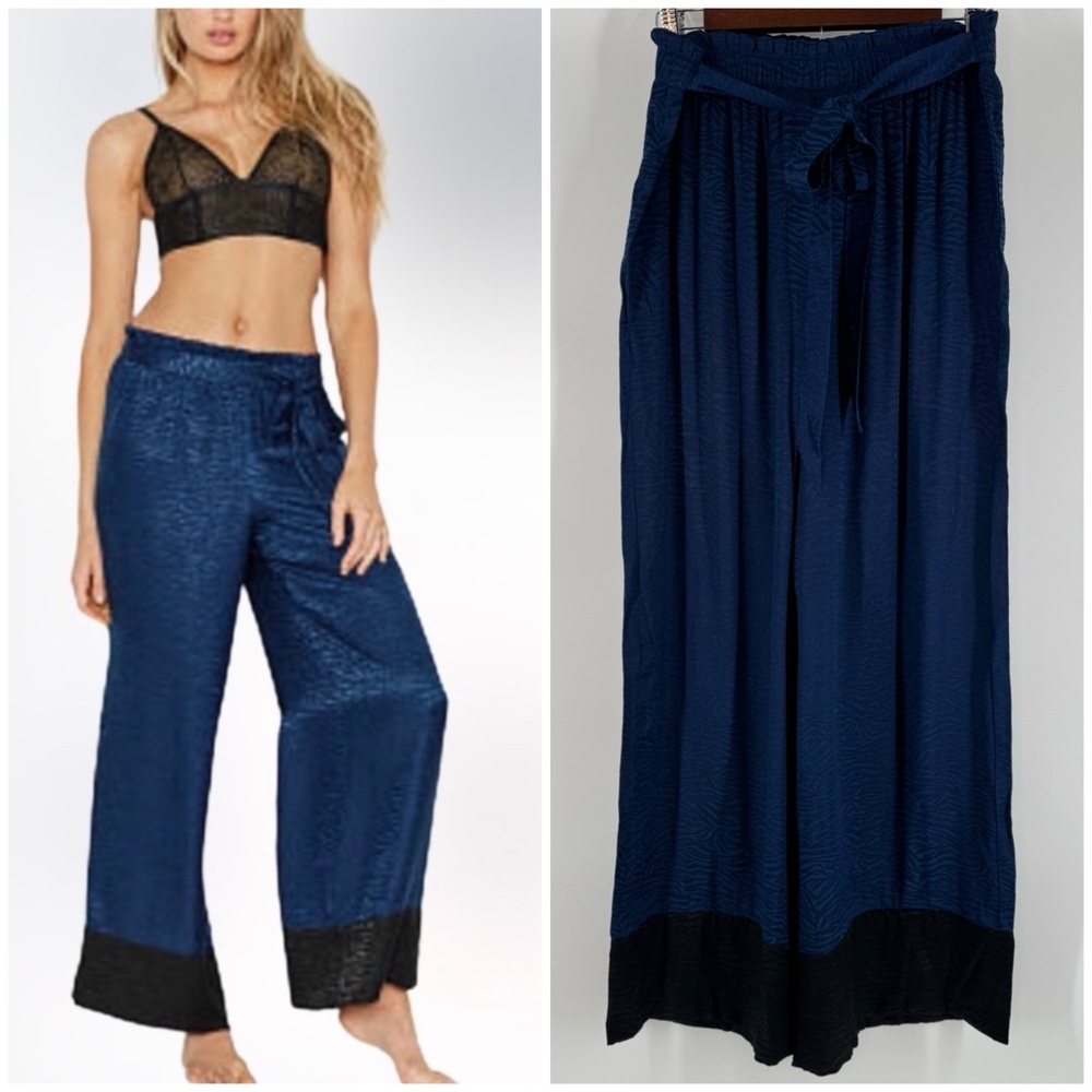 VICTORIA'S SECRET Navy Blue Black Zebra Satin wideleg Pant Sz Medium Loungewear